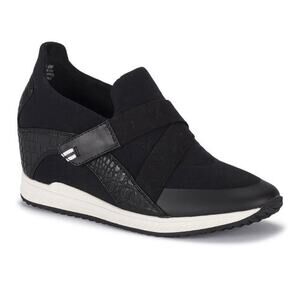 Womens Baretraps Johanna Slip-on 2.25” Hidden Wedge Heel Sneakers Black 10M NWOB